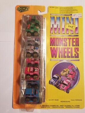 Road Champs Mini Monster Wheels Trucks Unopen